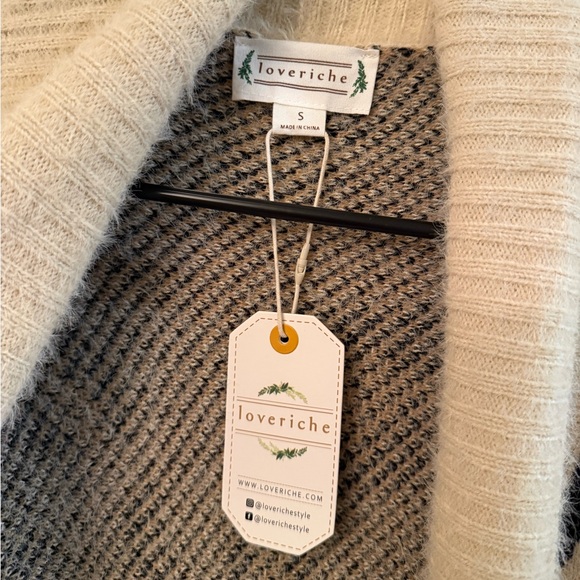 VICI Cozy Leopard Cardigan‎ - Picture 3 of 5